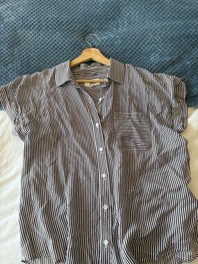 Short-Sleeve Maroon & White Stripe Button-Up Shirt